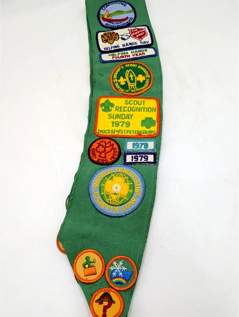 VTG 70s Girl Scout Uniform Sash +Badges Pins Patches Troop 589 Suncoast Catholic - Picture 2 of 10